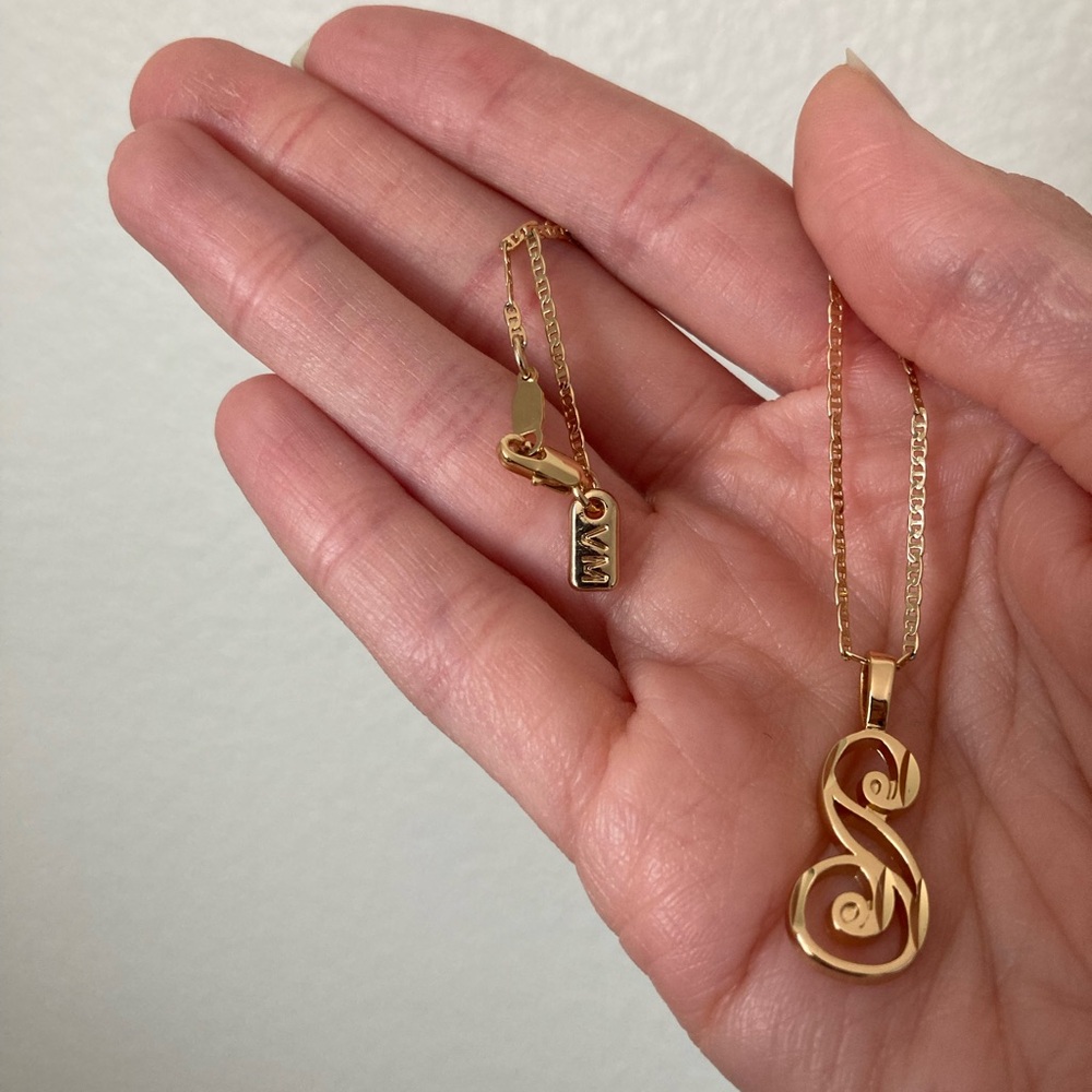 New Vanessa mooney The Love Letter Initial Necklaces - Picture 3 of 6